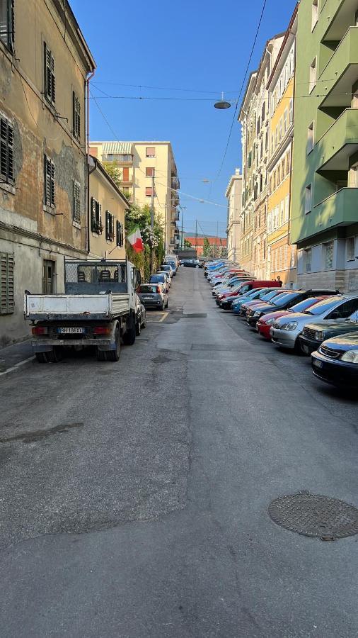 Appartamento Al Castello Trieste Exterior foto